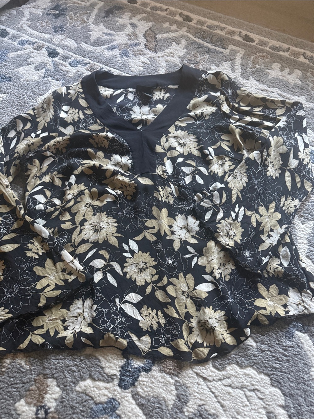 Lane Bryant Silk  Black Floral V-Neck Blouse with Cream Print size 14/16